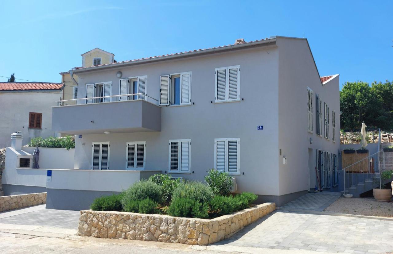 Apartmani Beatrice Mali Losinj Bagian luar foto